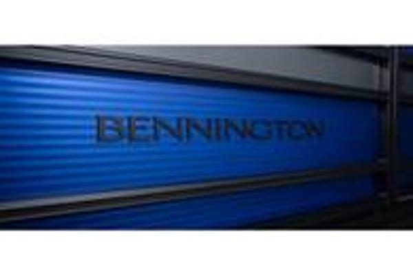 2023 Bennington 24 S STERN RADIUS