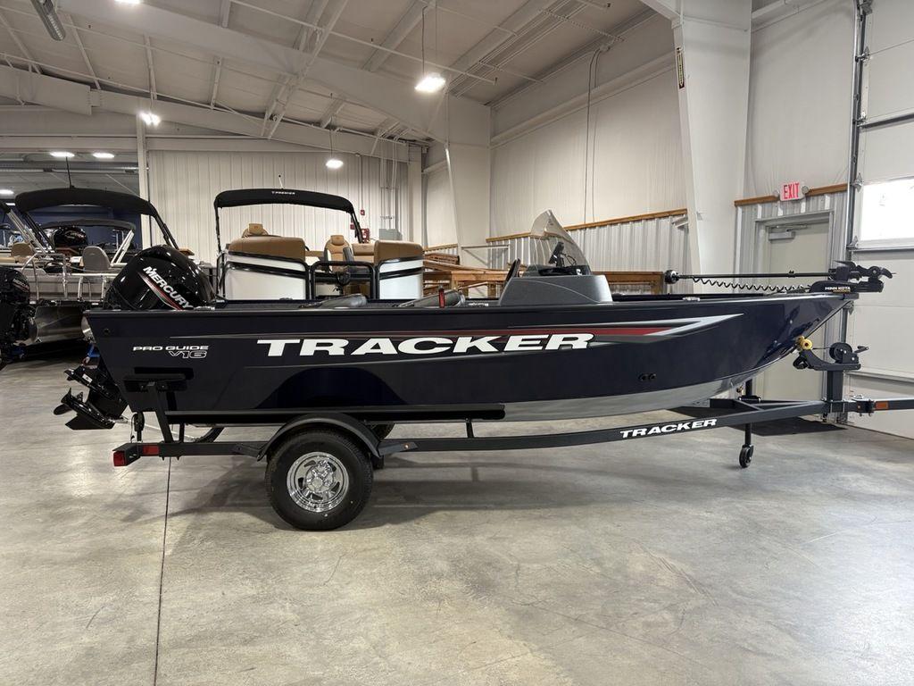 2026 Tracker Pro Guide V-16 SC