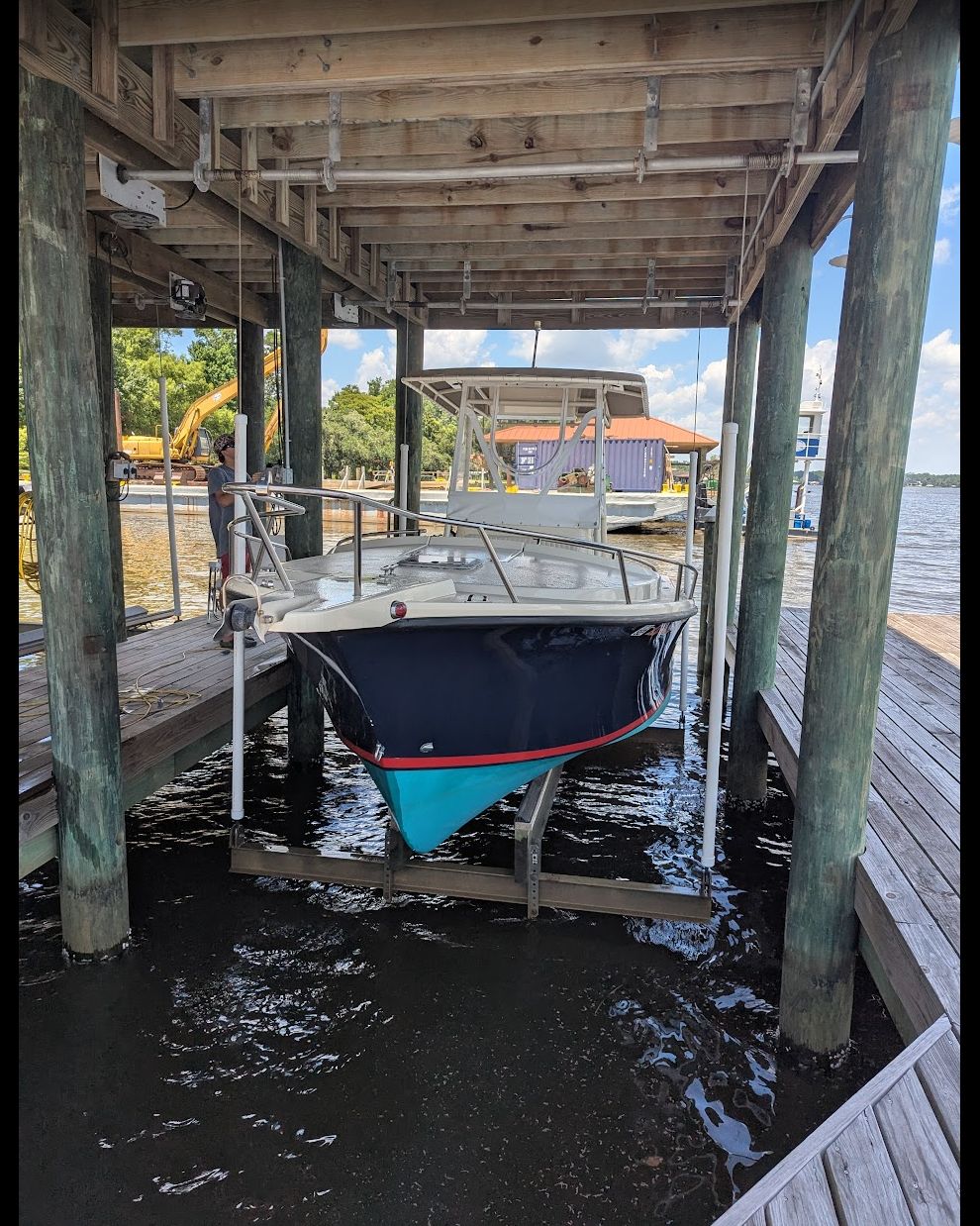 2002 Shamrock 220