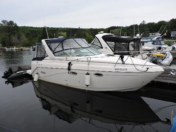 2004 Rinker 270 Fiesta Vee