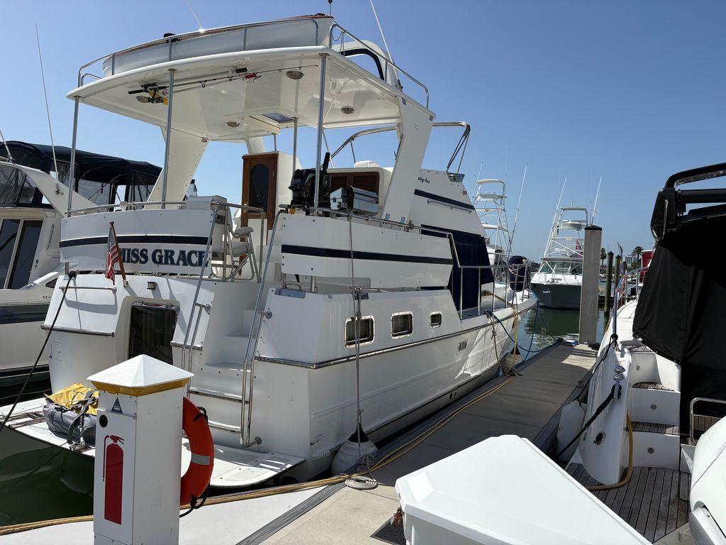 2001 Heritage East 36' Sundeck