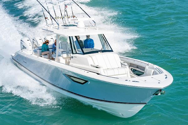 Pursuit S 328 Sport Review - boats.com