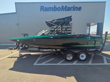 2013 Axis A22