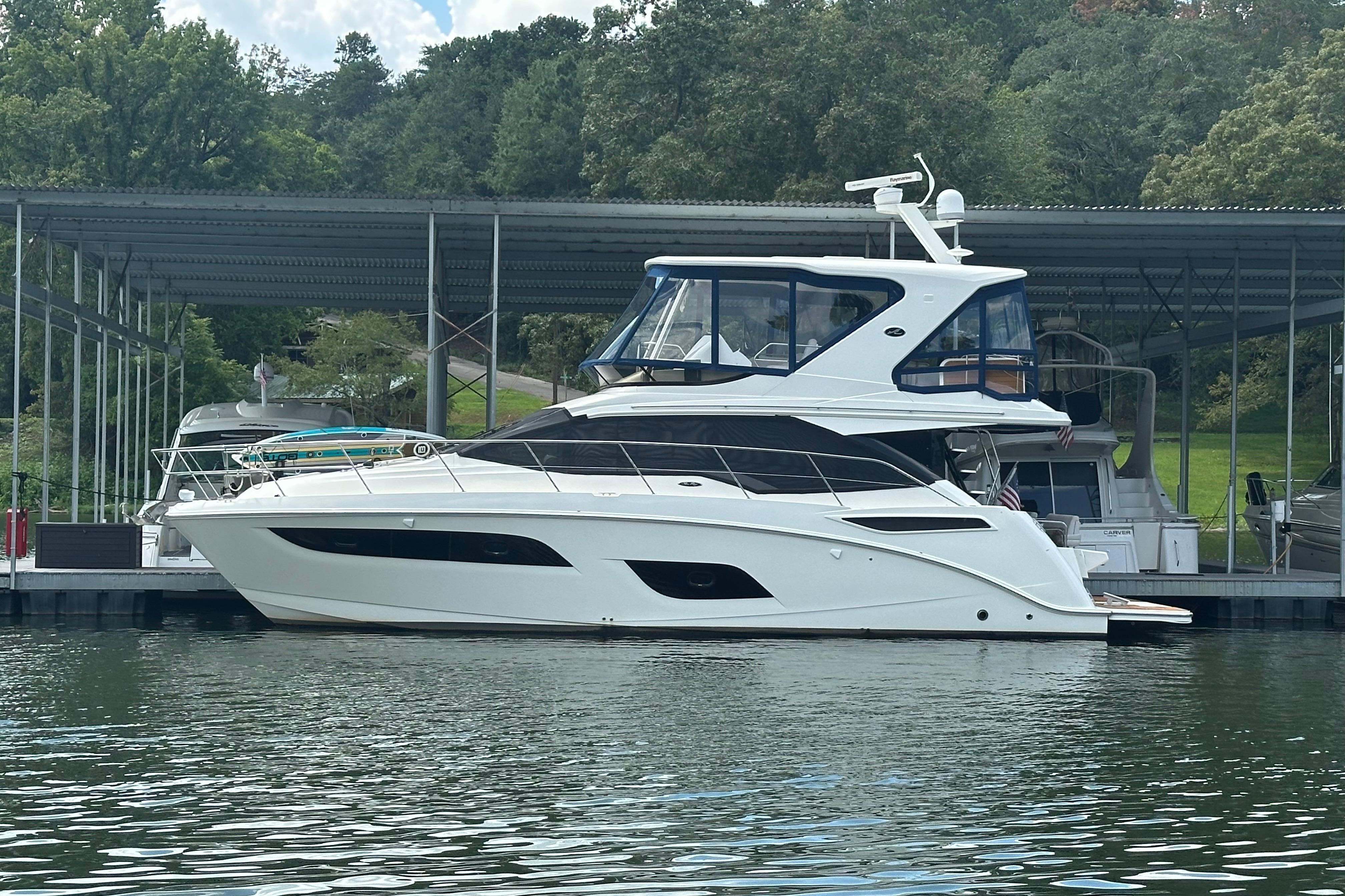 2017 Sea Ray Fly 460
