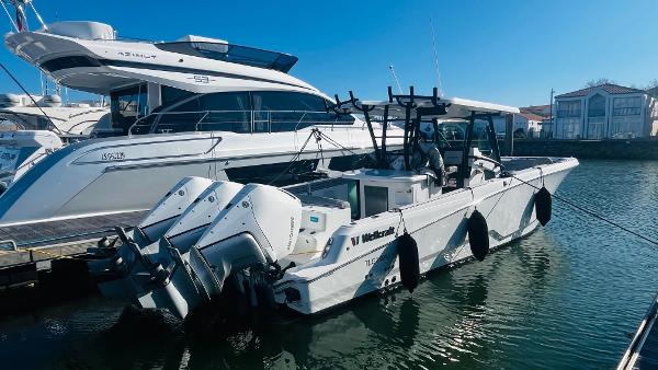 2020 Wellcraft 352 Fisherman