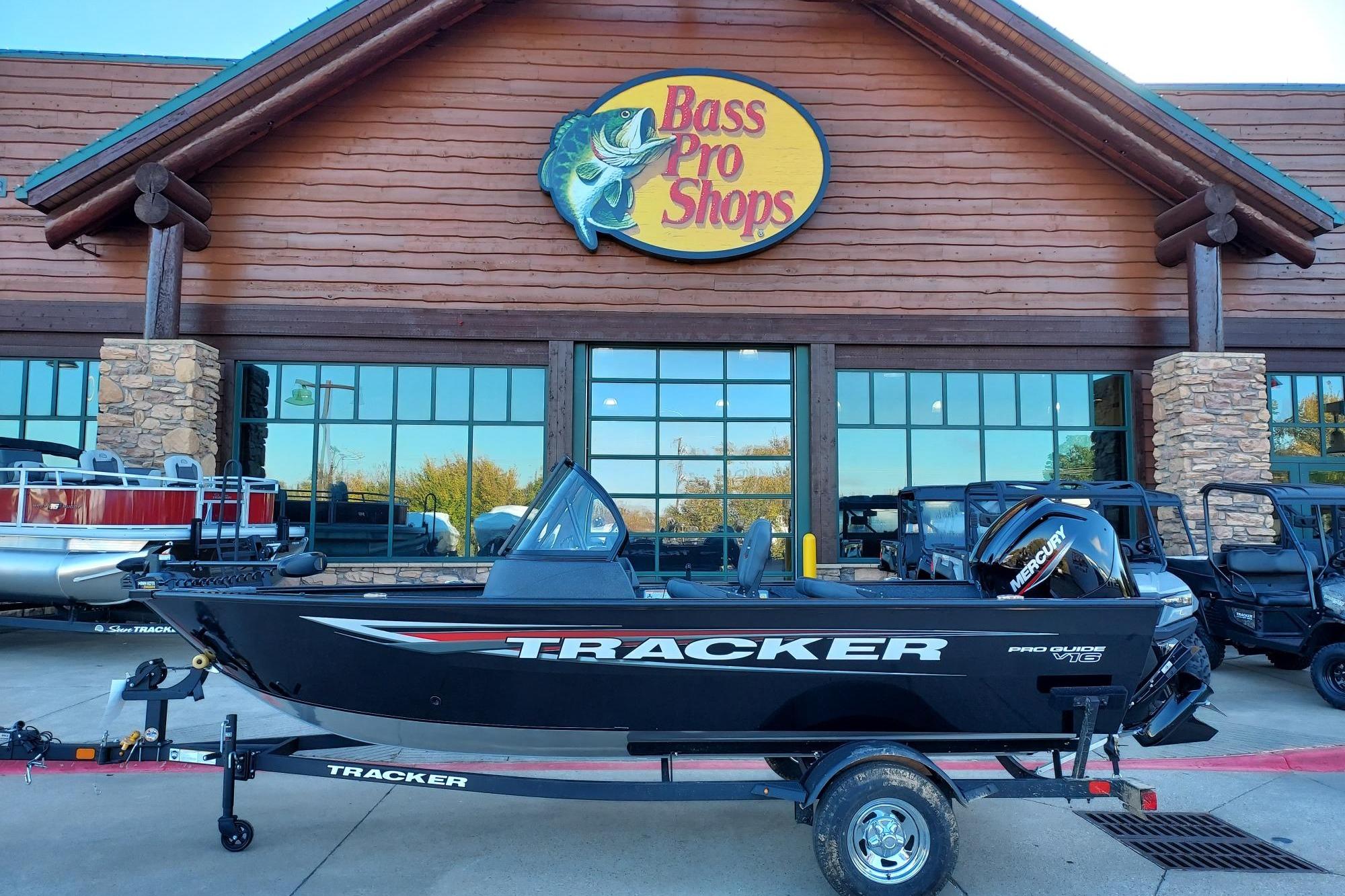 2026 Tracker Pro Guide V-16 WT