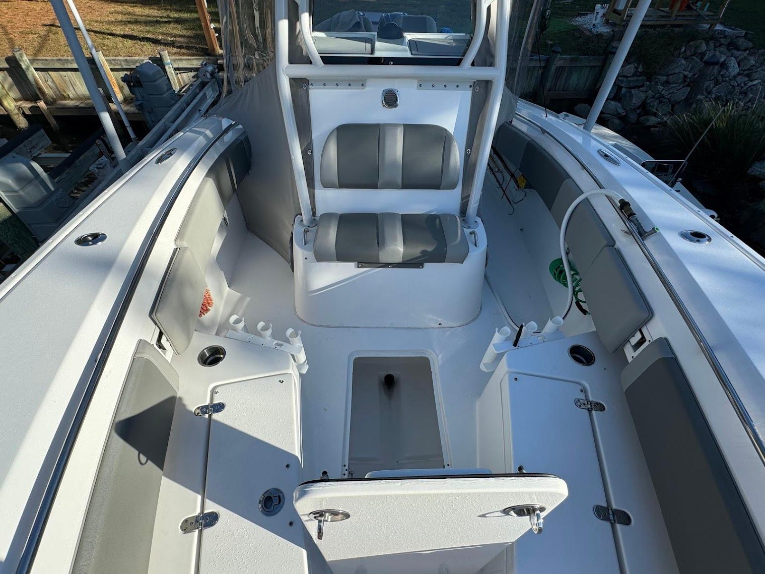 2021 Cape Horn 32 XS