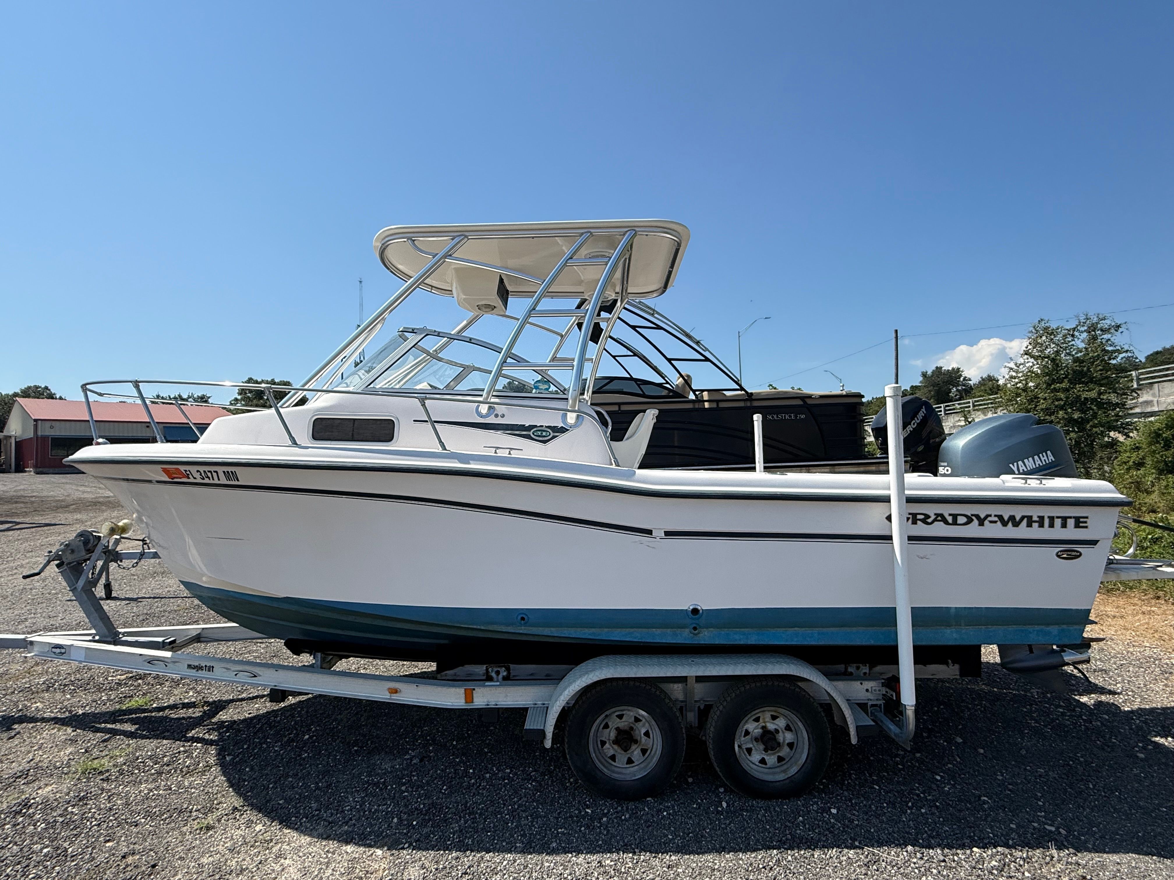 2004 Grady-White Adventure 208