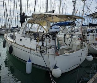 2017 Beneteau Oceanis 35.1