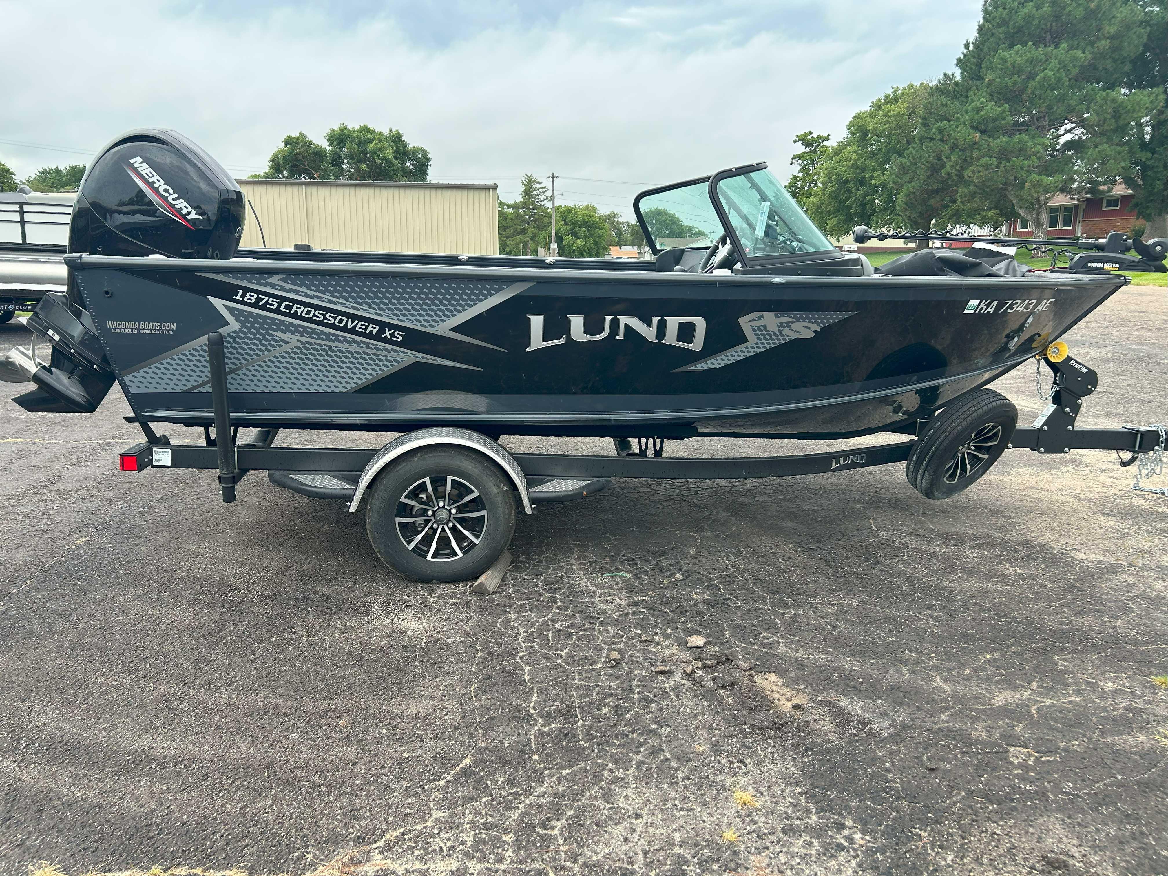 2024 Lund 1875 Crossover XS