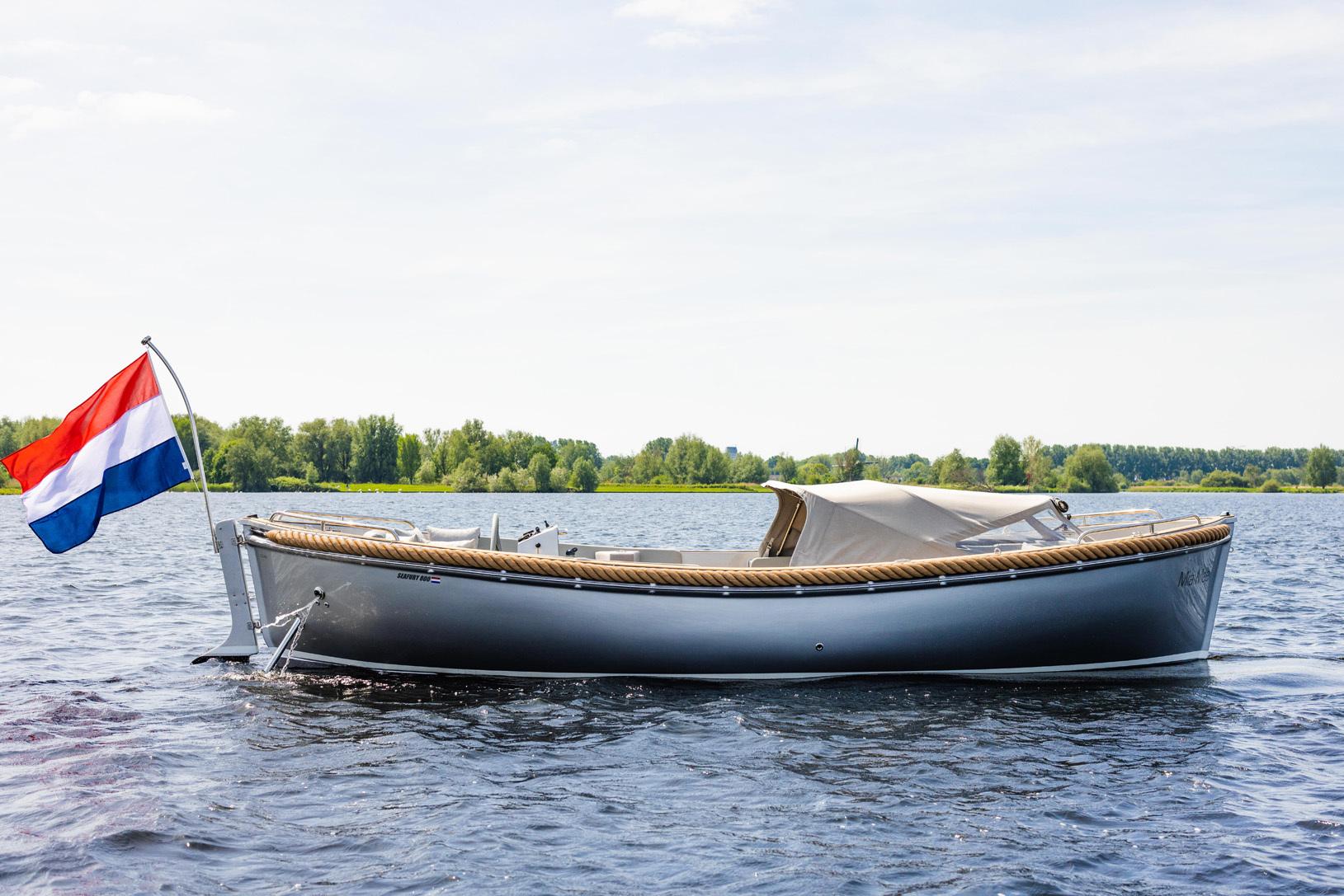 2025 Seafury 800