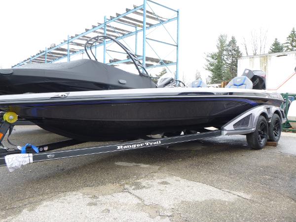2025 Ranger Z521