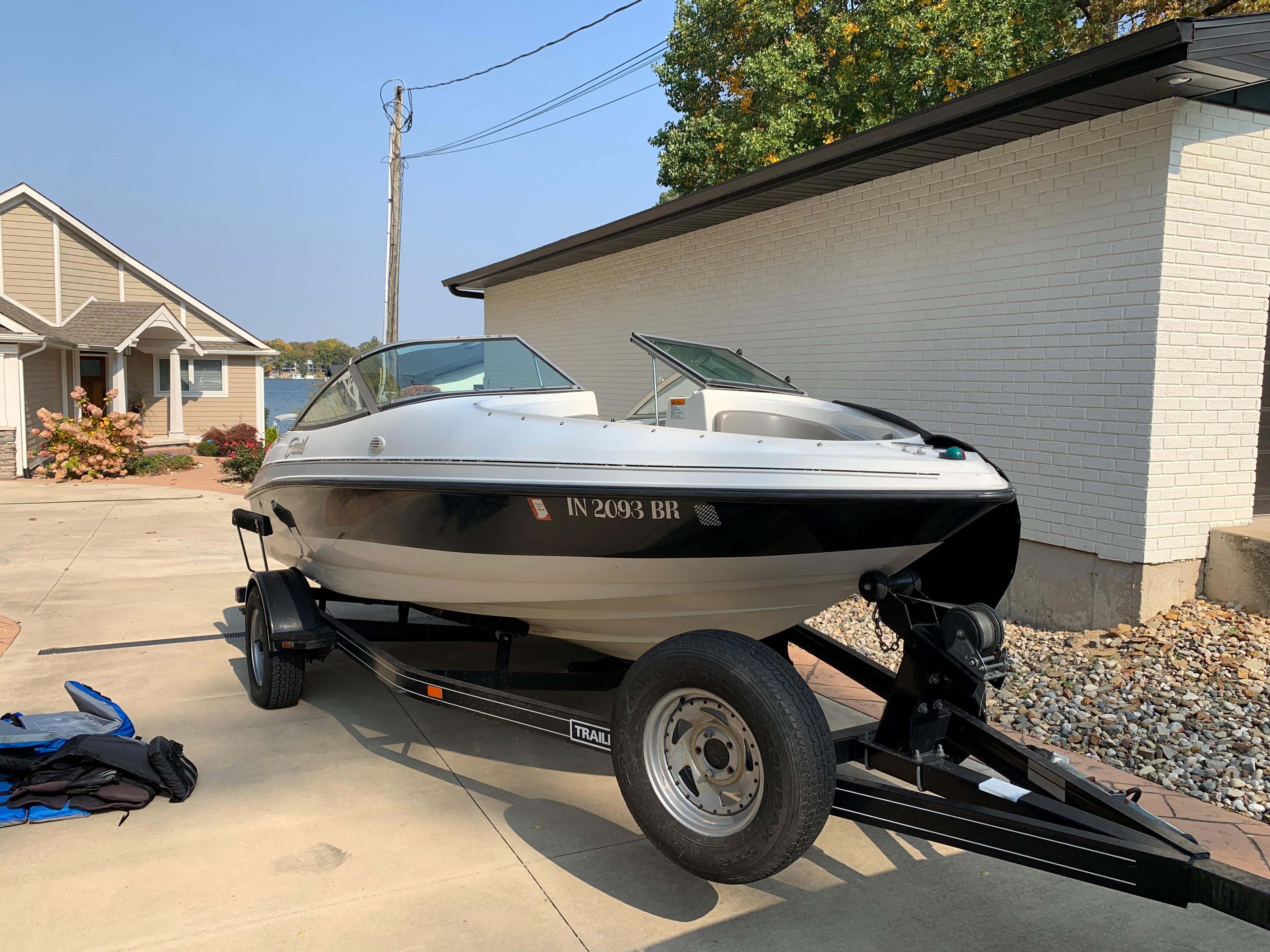 2002 Seaswirl 175 Bowrider I/O, Mishawaka Indiana - boats.com