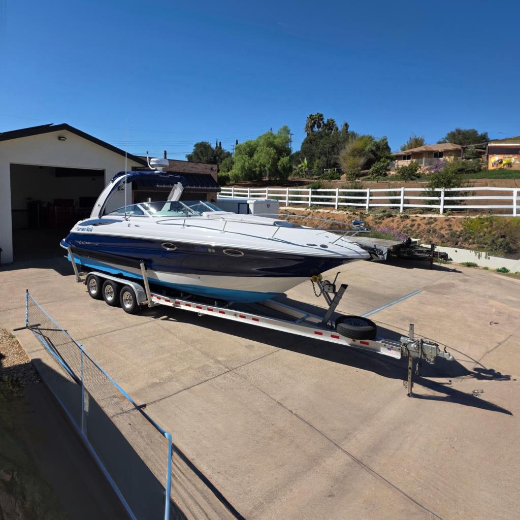 2013 Crownline 325 SCR