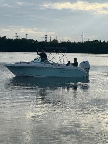 2016 Robalo R207 Dual Console