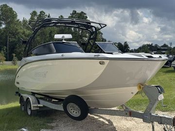 2024 Yamaha Boats 255XE