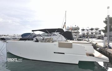 2019 De Antonio Yachts D34 CRUISER