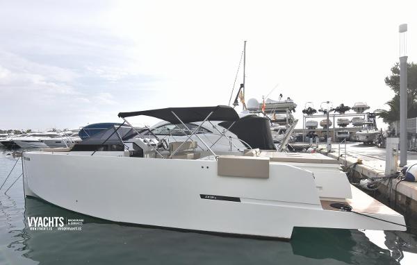 2019 De Antonio Yachts D34 CRUISER