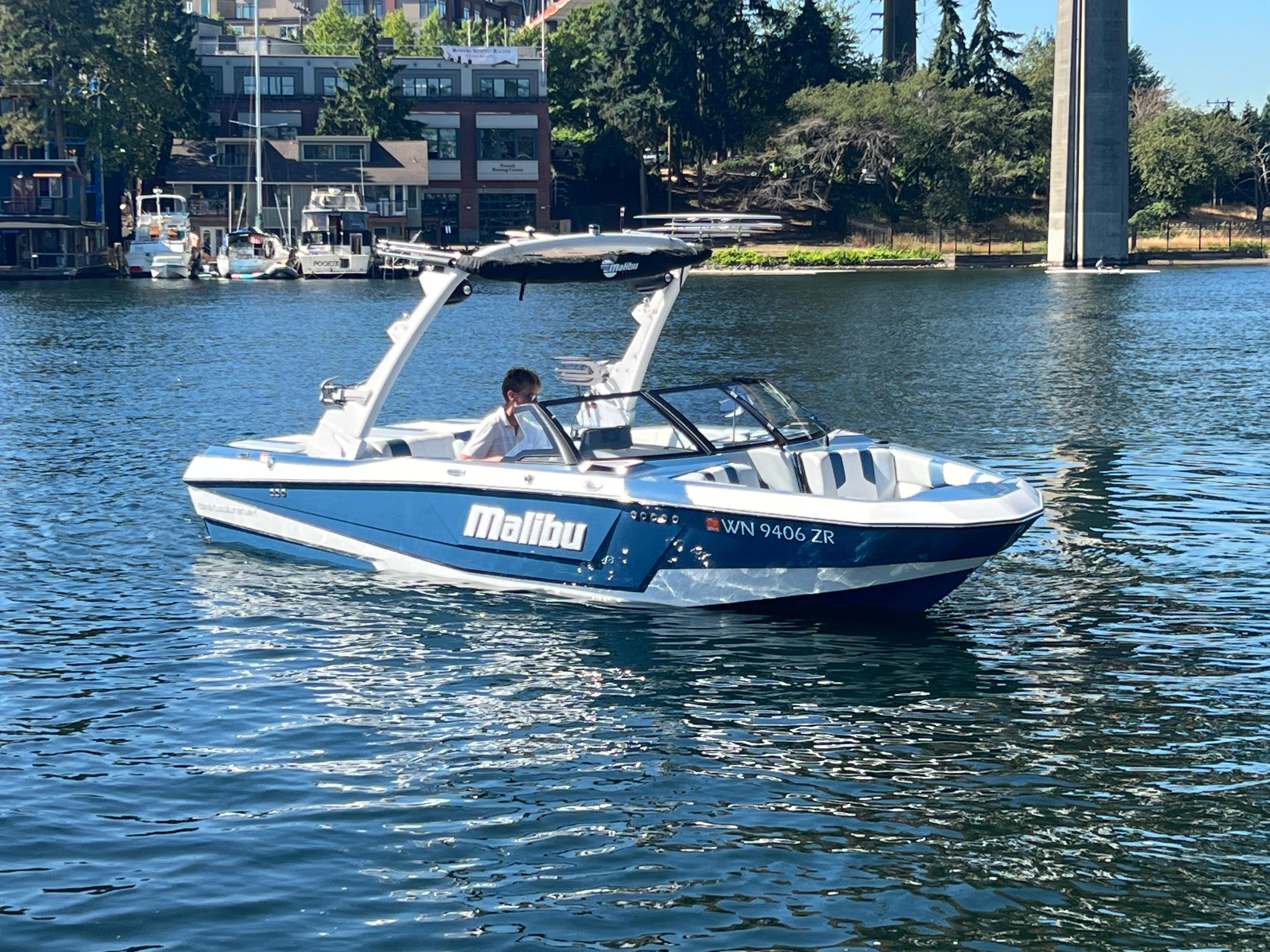 2023 Malibu Wakesetter 21 LX