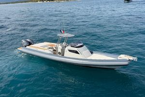 Capelli Tempest 40 CAPELLI TEMPEST 40