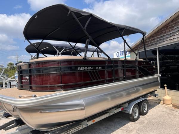 Bennington 21LSB