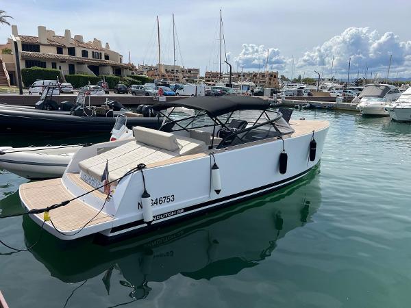 VanDutch 32