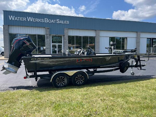 2025 Lund 2075 Pro-V Bass XS, - boats.com