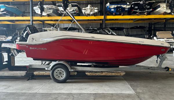 2024 Bayliner DX2000