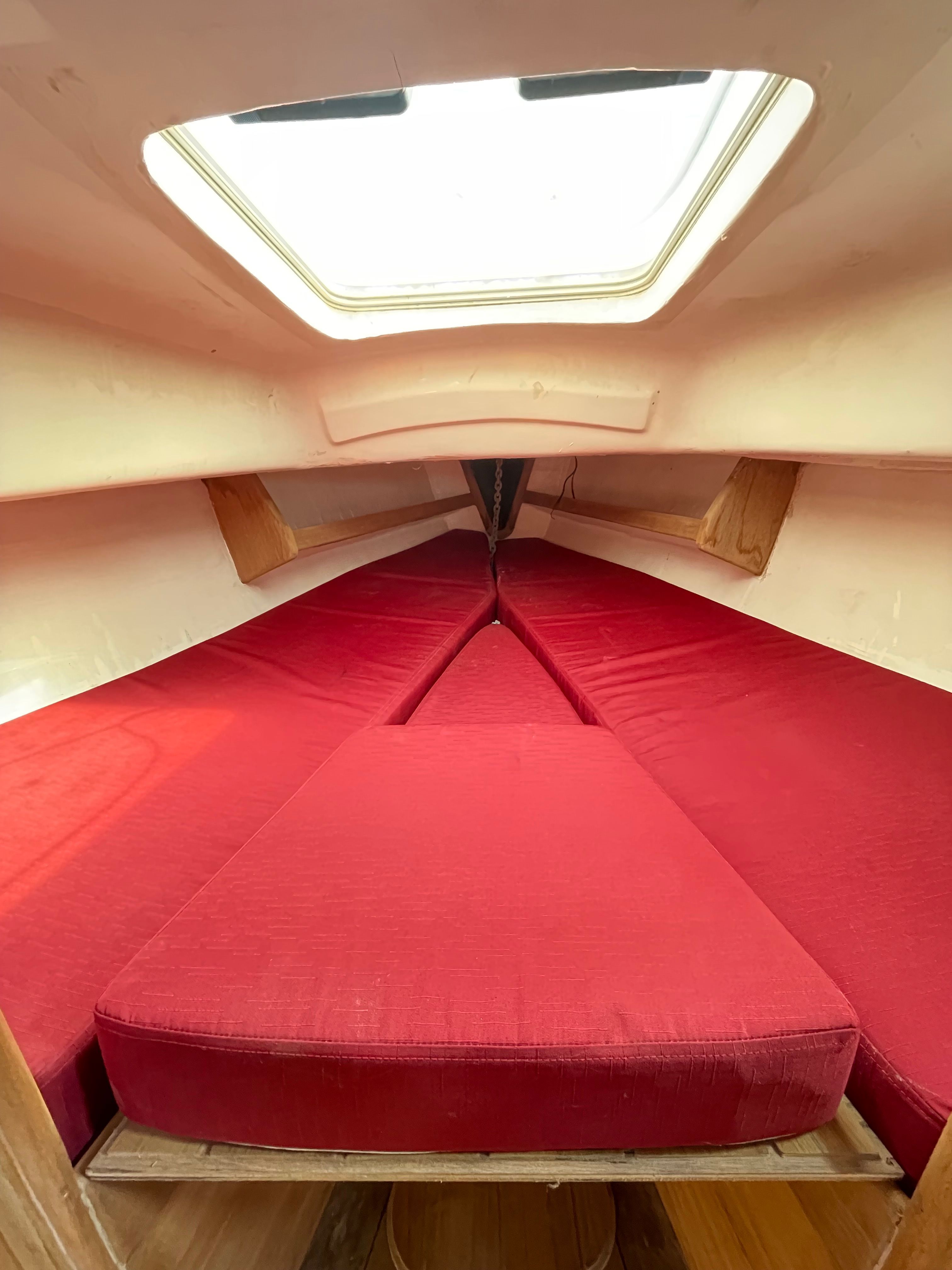1990 Contessa 26