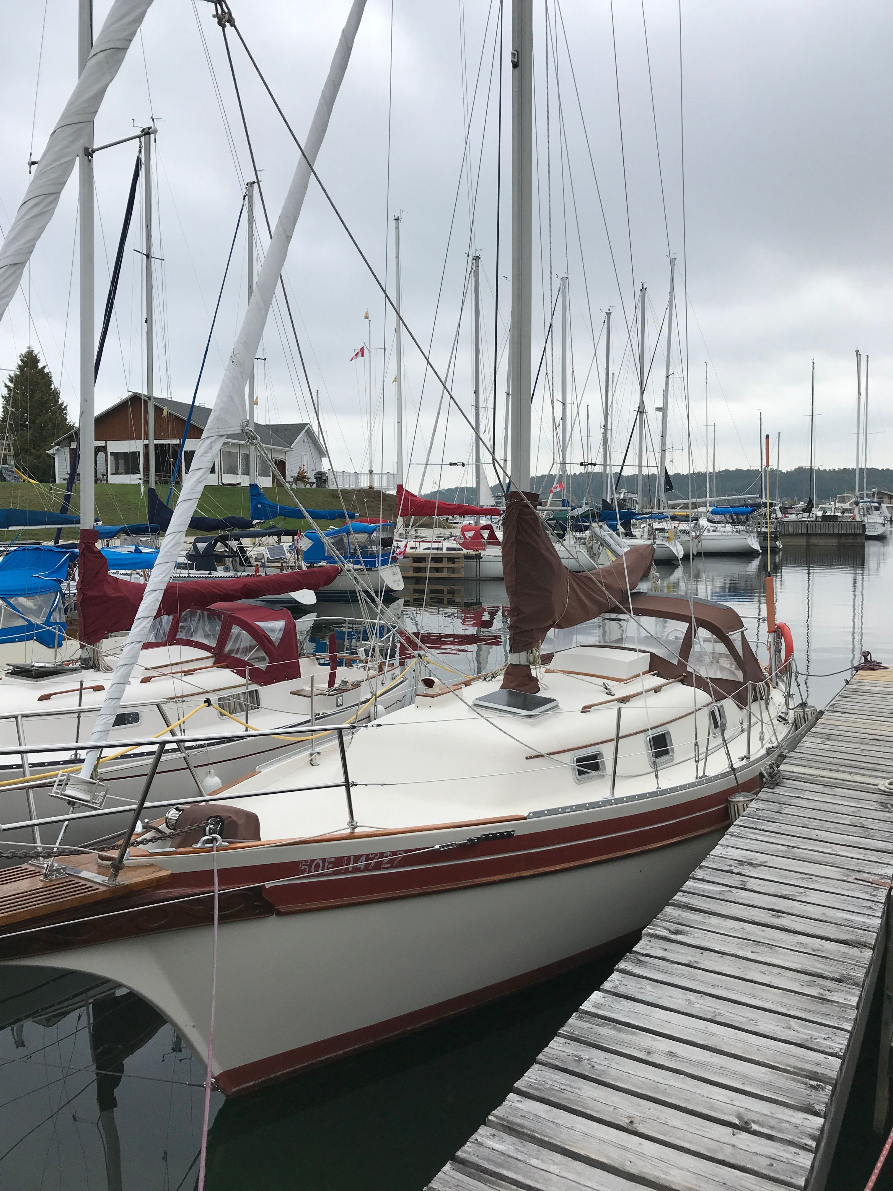 1984 Bayfield 32C