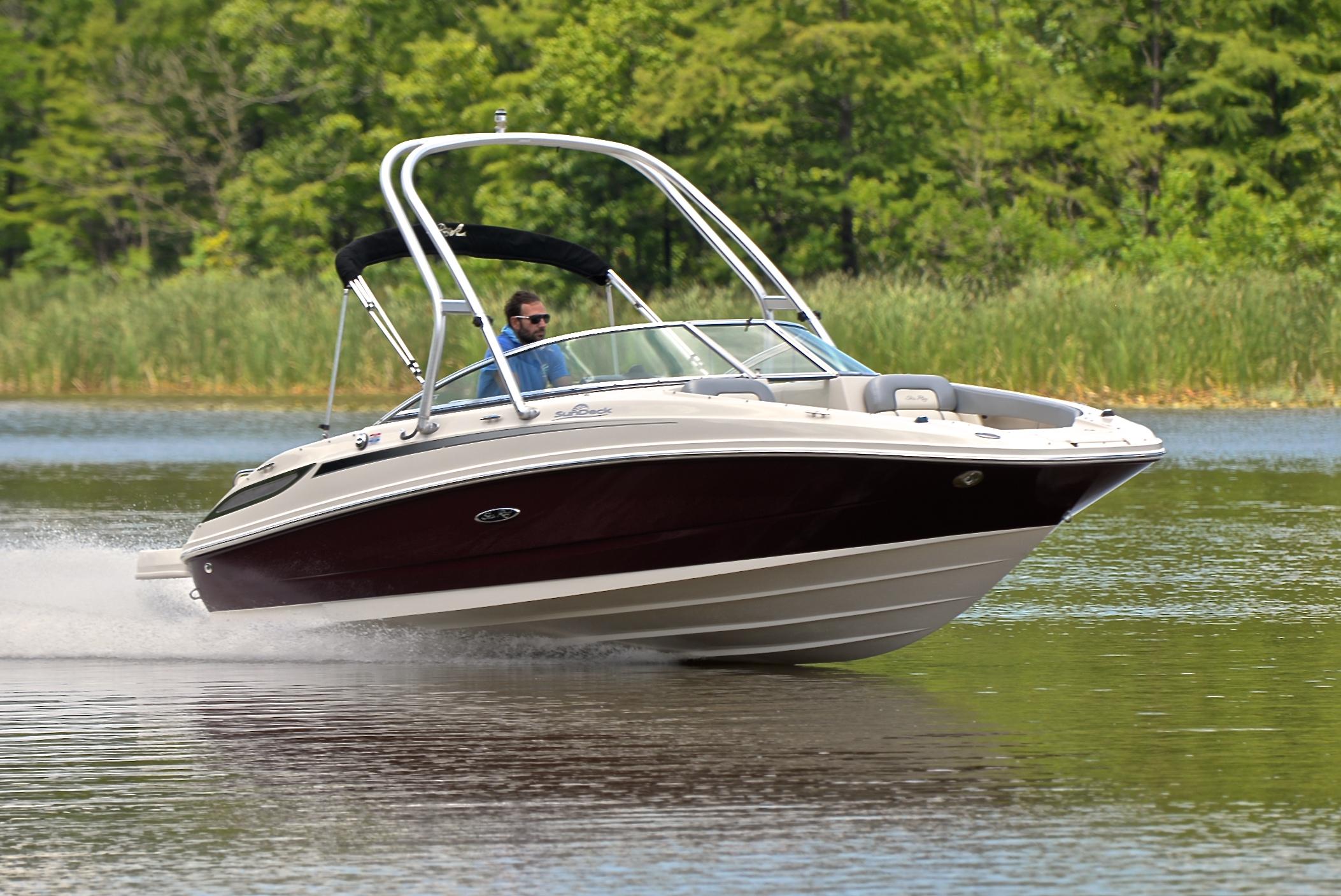 2009 Sea Ray 210 Sundeck