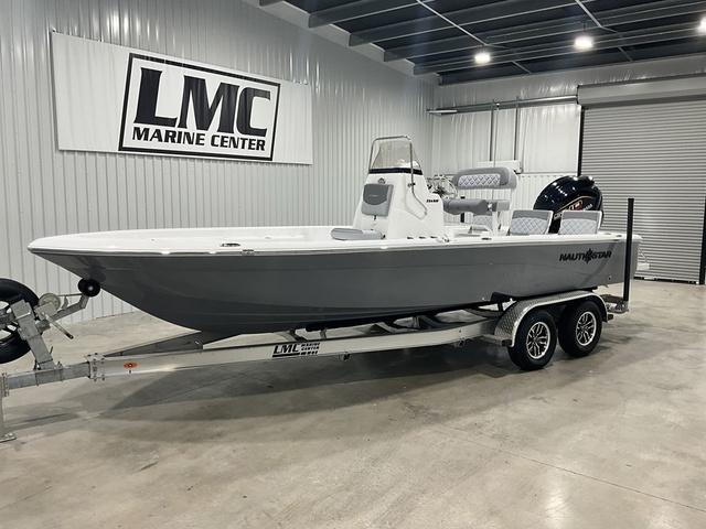 NauticStar 224 Bay