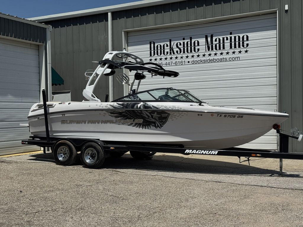 2012 Nautique Super Air Nautique 230