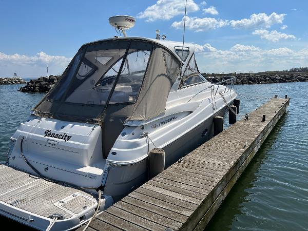2007 Regal 3760 Commodore