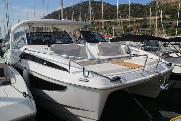 Aquila 36 Sport