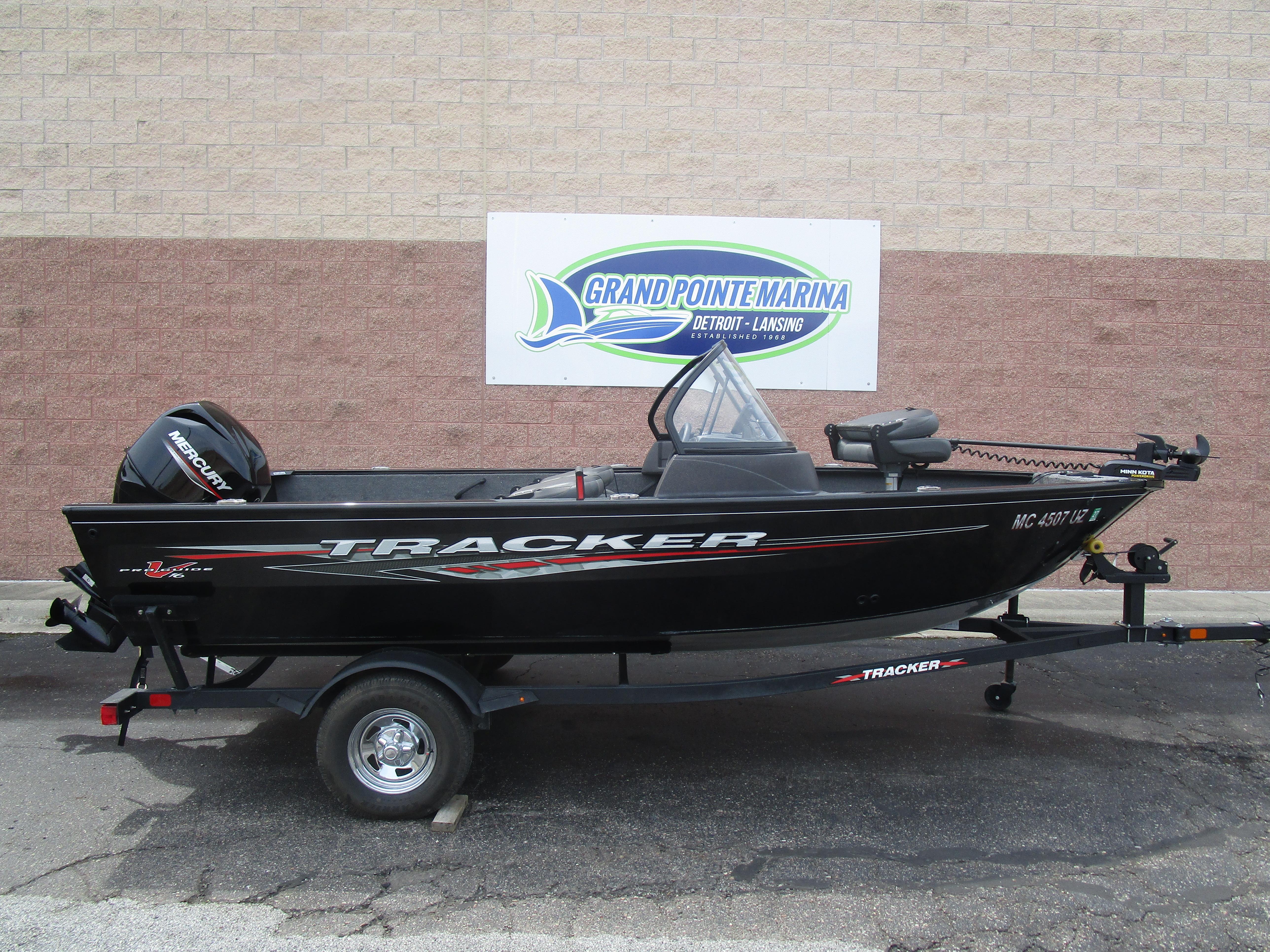 2024 Tracker Pro Guide V16 Wt