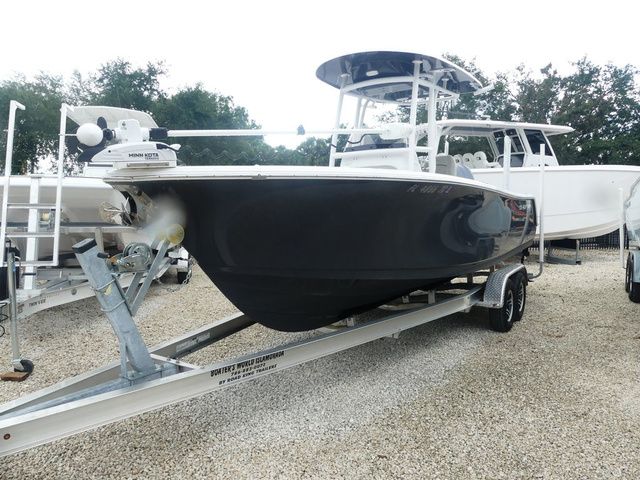 2022 Sportsman Open 232 Center Console