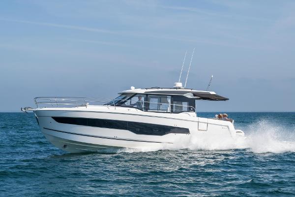 2025 Jeanneau NC 1295 Coupe