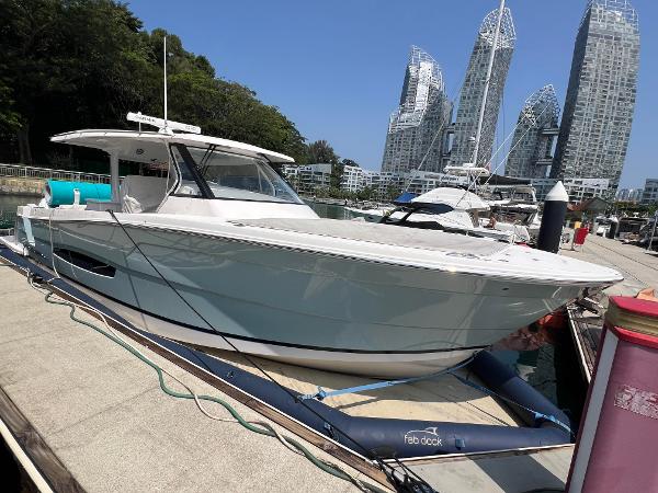 2022 Regal 38 SAV