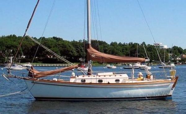1979 Shannon 28