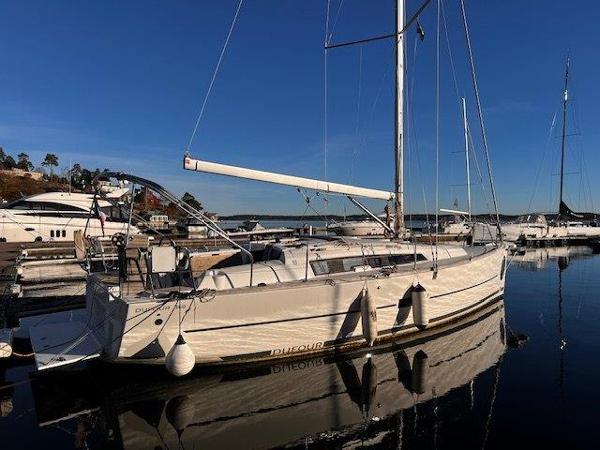 Dufour 360 Dufour 360