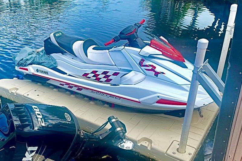 2022 Yamaha WaveRunner VX180