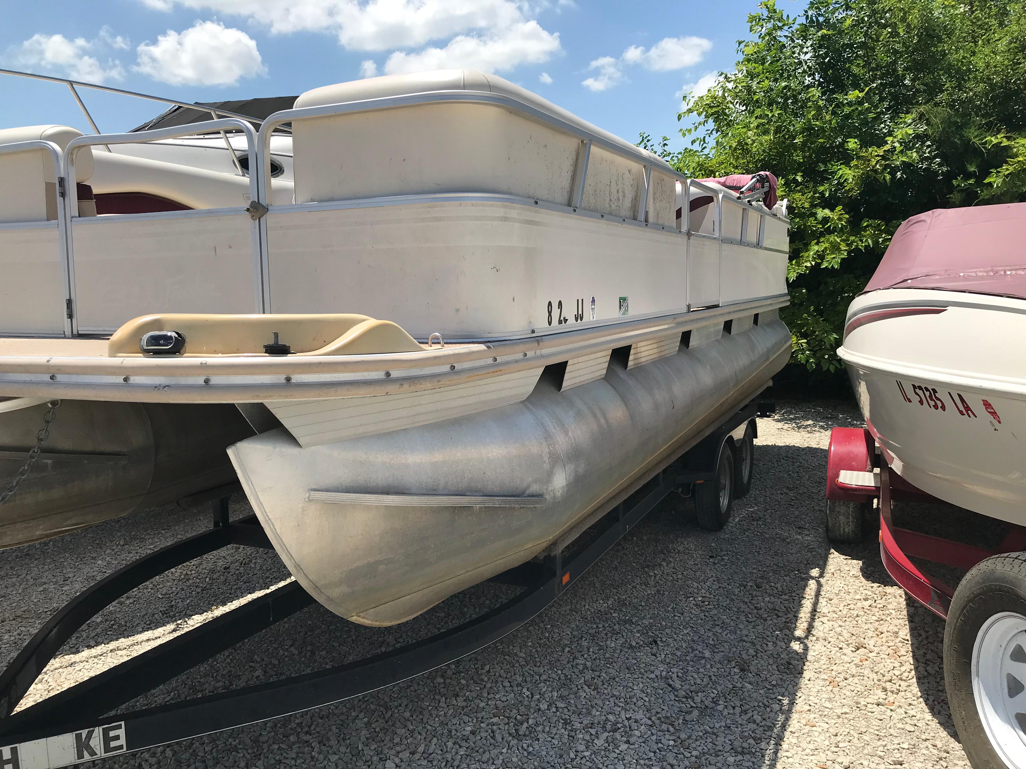 2000 Fisher Freedom 241 DLX