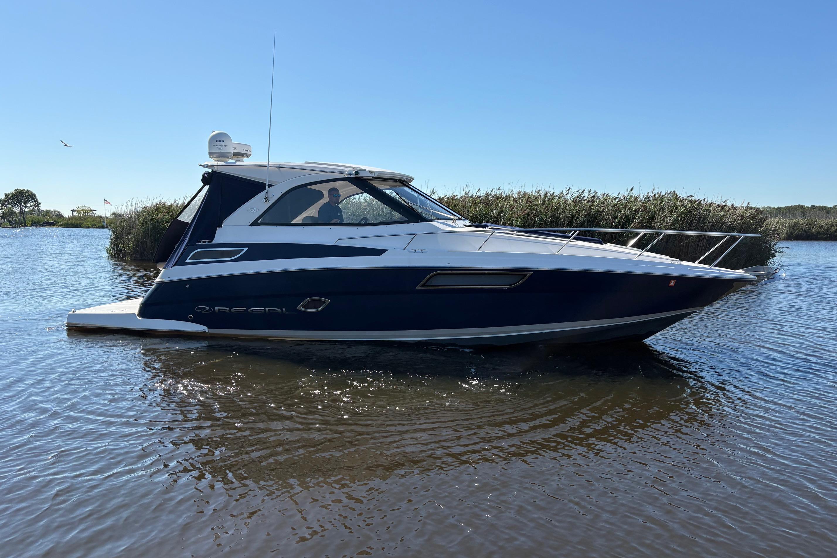 2013 Regal 35 Sport Coupe