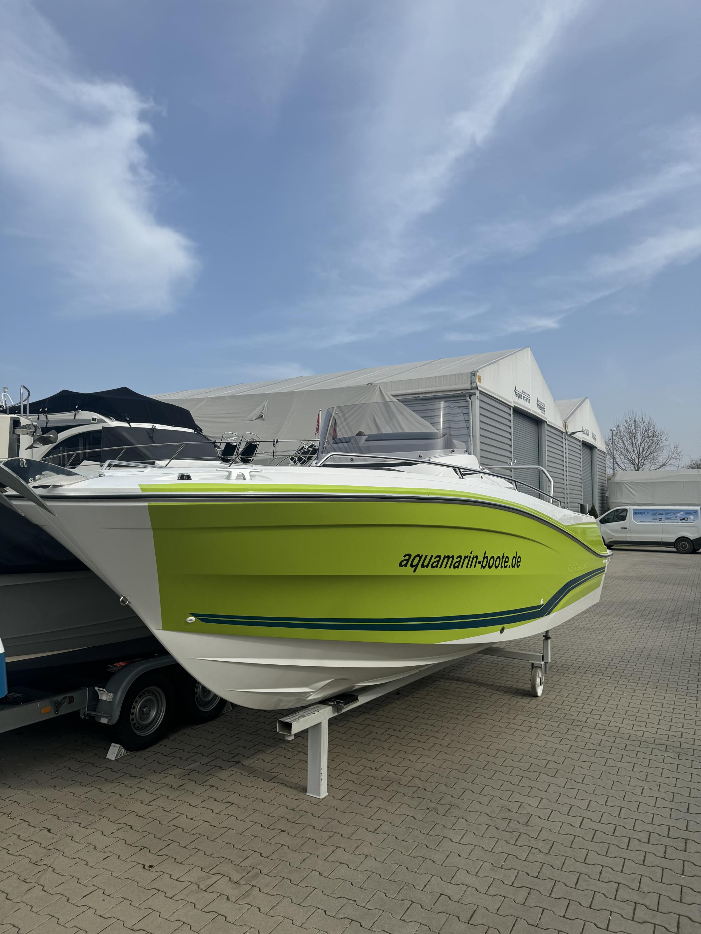 Jeanneau Cap Camarat 7.5 CC s3