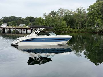 2026 Sea Ray 250SDS