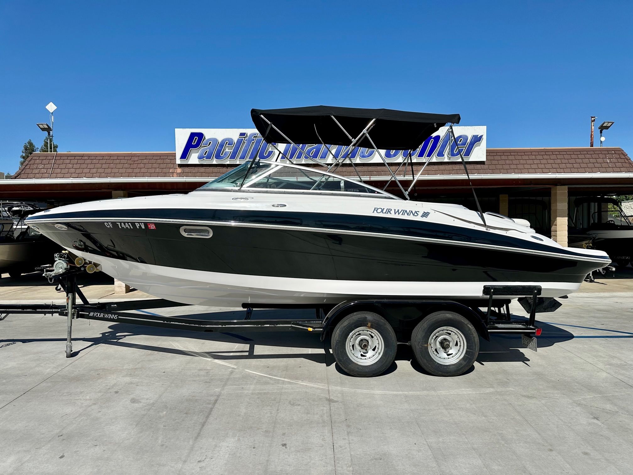 Four Winns 230 Horizon