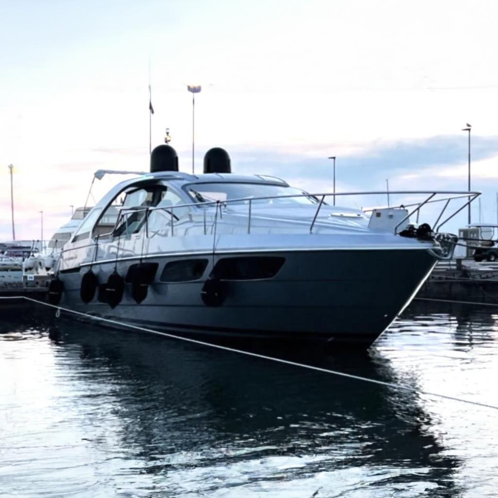 2019 Pershing 5x