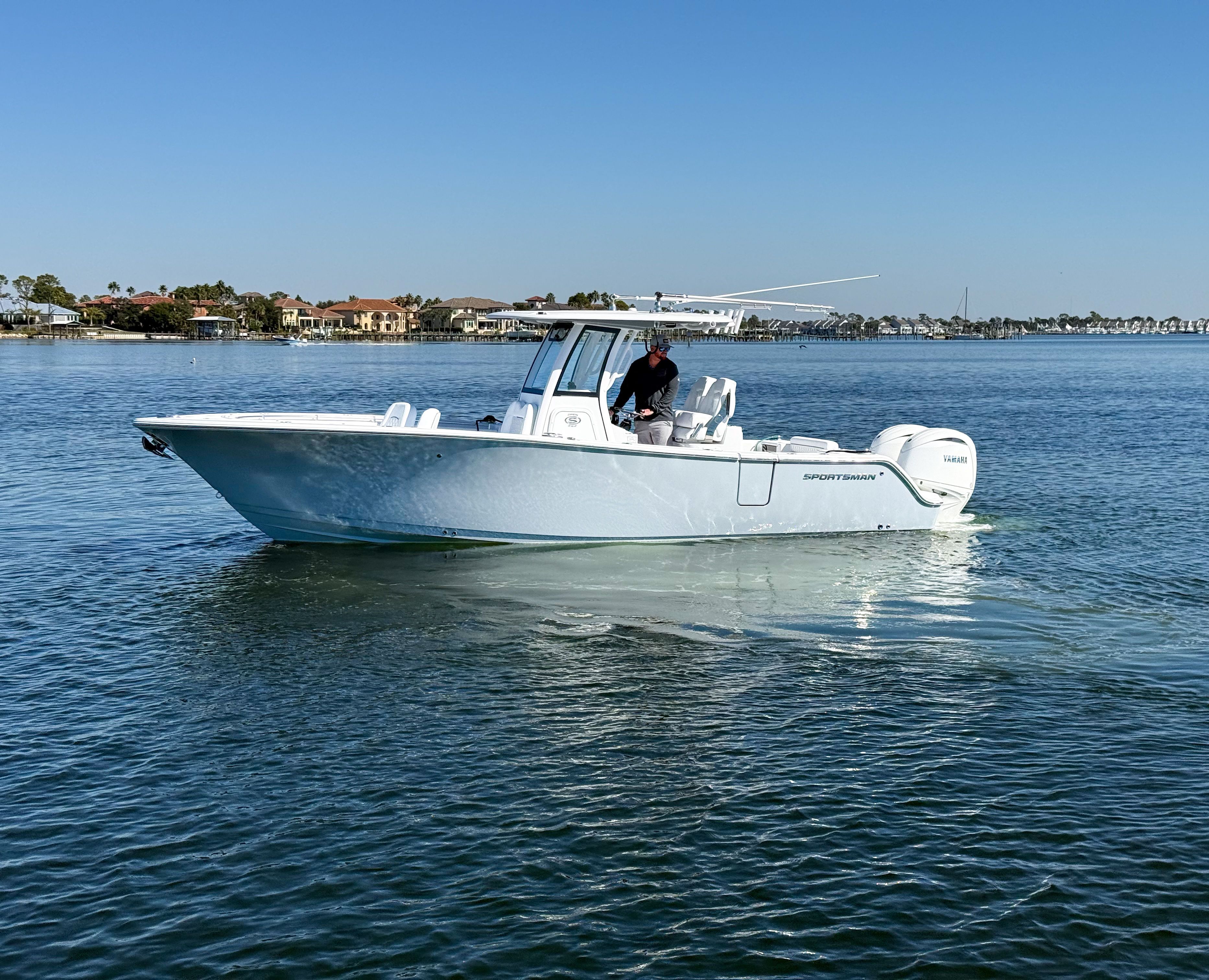 2026 Sportsman Open 262 Center Console