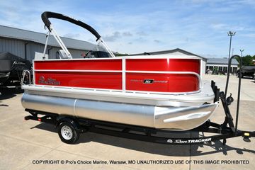 2026 Sun Tracker Party Barge 16